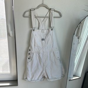 Levi short overalls